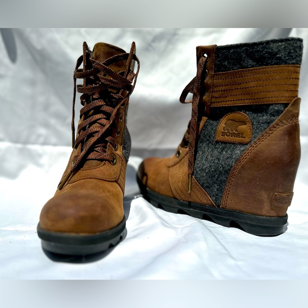 Sorel Lexie Wedge Bootie with Original Box